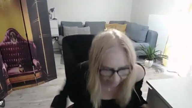 sofia xkiss online show from March 2026 02:44:02 PM