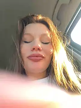 justmila online show from February 2025 01:43:01 PM