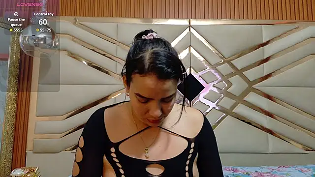 Snapshot of Sluttyandmature chatting on March 2026 12:19:01 PM Sluttyandmature online show from March 2026 12:19:01 PM