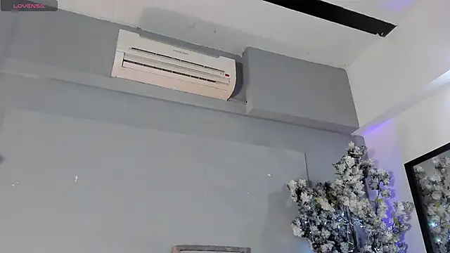 Snapshot of Maaracooper chatting on October 2025 08:27:02 PM Maaracooper online show from October 2025 08:27:02 PM