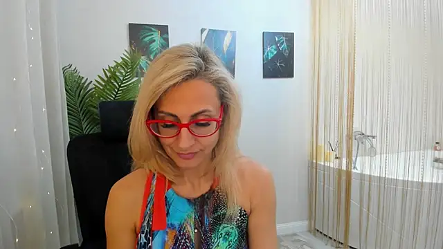 MuseOfStage online show from February 2025 11:38:02 AM