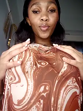 Shria107 online show from November 2025 12:19:02 PM