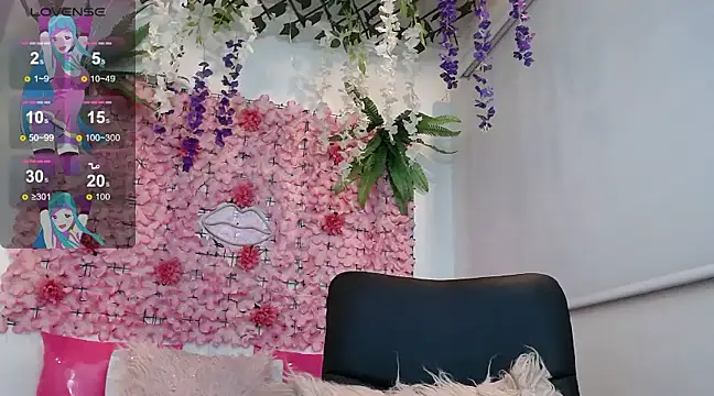 BLONDE SEXYHOT online show from March 2025 05:11:01 AM