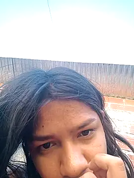 Little Pau Dirty online show from November 2025 02:06:01 PM