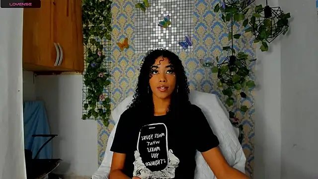 sasha fox00 online show from December 2024 07:08:02 PM