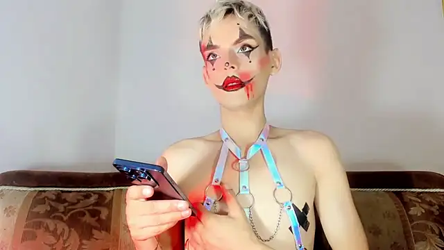 TatiGil online show from October 2025 04:01:02 AM