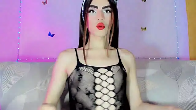 Snapshot of TatiGil chatting on July 2026 07:31:01 PM TatiGil online show from July 2026 07:31:01 PM