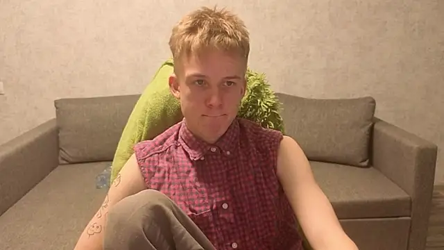 Snapshot of sweetserenity5 chatting on December 2025 05:07:01 PM sweetserenity5 online show from December 2025 05:07:01 PM