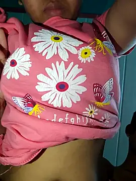 Snapshot of hotbaby_5 chatting on April 2026 01:03:01 AM hotbaby 5 online show from April 2026 01:03:01 AM