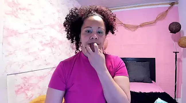 Brunette sasha online show from February 2025 01:29:01 PM