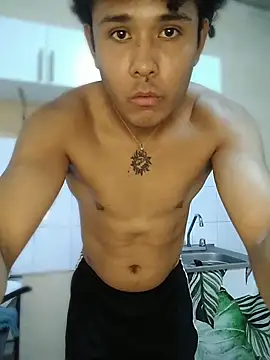 Brencuz online show from April 2026 01:03:01 AM