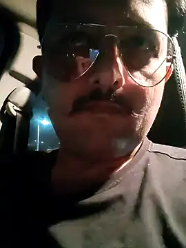 Akhil3290 online show from January 2025 01:48:01 PM