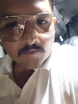 Akhil3290 online show from February 2026 03:10:01 PM