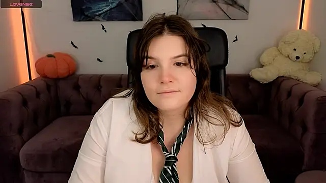 Ruyjin Choi online show from October 2025 11:25:01 AM