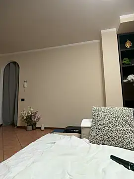 MichelleCara online show from November 2025 07:52:02 AM