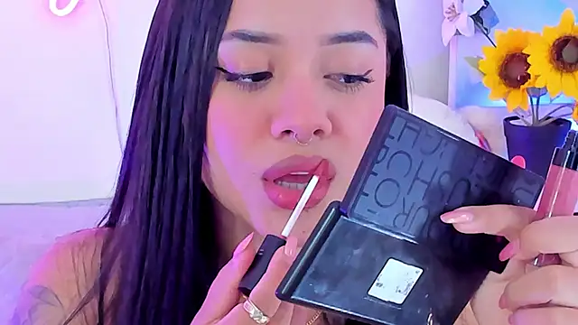 MaddyParisi online show from January 2025 06:43:02 AM