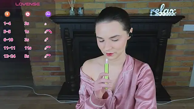 Ellie Sunset online show from February 2026 02:58:02 PM