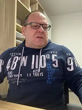 coupleLatinaLovers online show from February 2026 06:52:01 AM