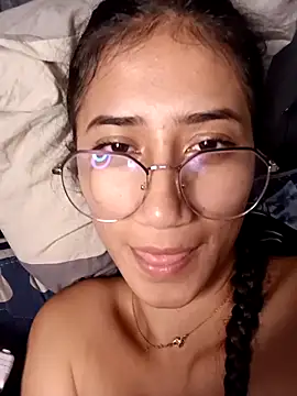 Snapshot of KaitlynLoveCam chatting on February 2025 05:01:02 PM KaitlynLoveCam online show from February 2025 05:01:02 PM