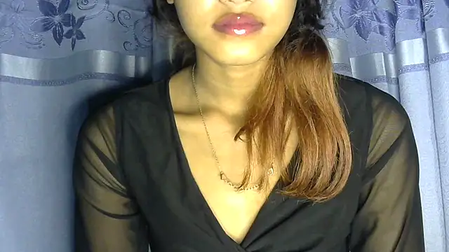 jassi-just18 online show from December 2024 07:18:01 PM