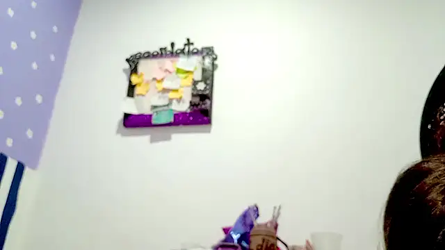 PetiteIvoryQueen19 online show from February 2026 03:29:02 AM