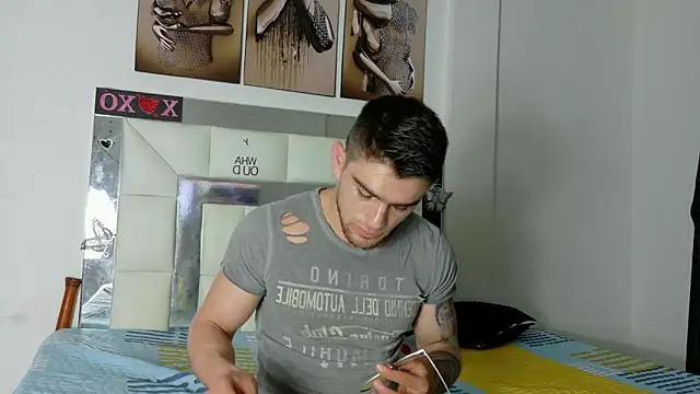 Snapshot of Sexy_Alejandro_ chatting on January 2025 11:13:02 AM Sexy Alejandro online show from January 2025 11:13:02 AM