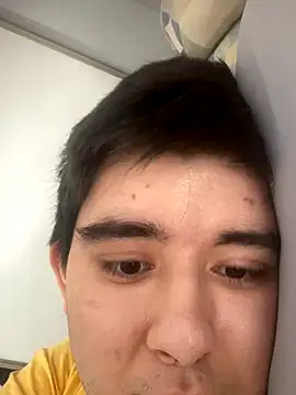 Yann 18 online show from September 2025 06:02:01 PM