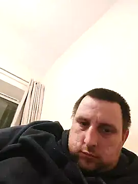 HE-M123 online show from December 2024 10:35:02 PM