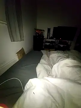 HE-M123 online show from October 2025 11:49:02 PM