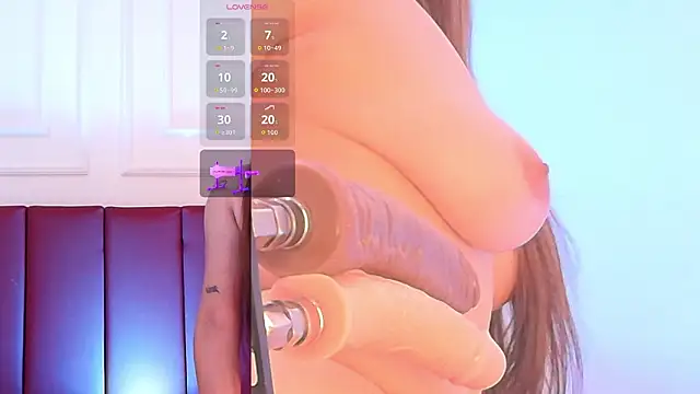 Luna monroe  online show from March 2026 04:25:02 PM