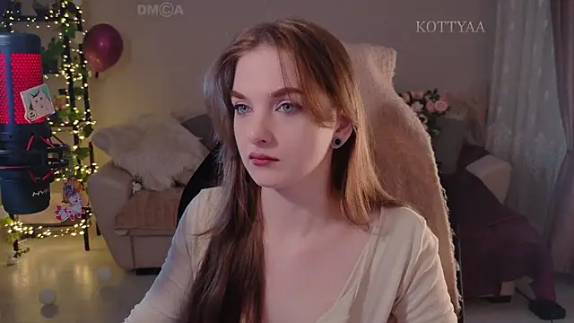 Snapshot of -Kottyaa- chatting on December 2025 07:53:02 PM -Kottyaa- online show from December 2025 07:53:02 PM