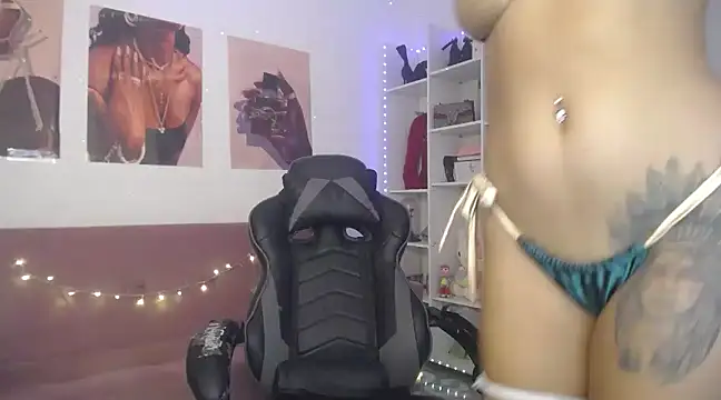 Snapshot of catalinapalencia chatting on February 2025 08:04:01 PM catalinapalencia online show from February 2025 08:04:01 PM