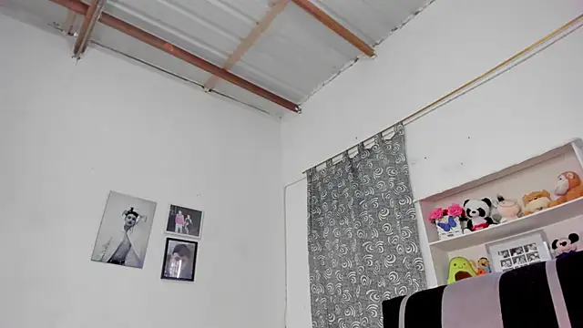 megan 100 online show from November 2025 06:20:01 PM