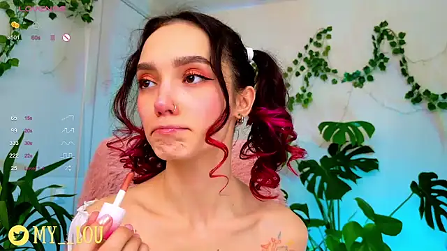 MyLou  online show from December 2024 07:43:02 PM