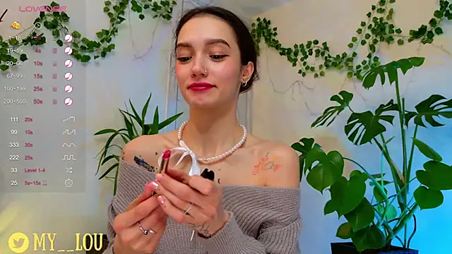 MyLou  online show from December 2024 08:25:02 PM