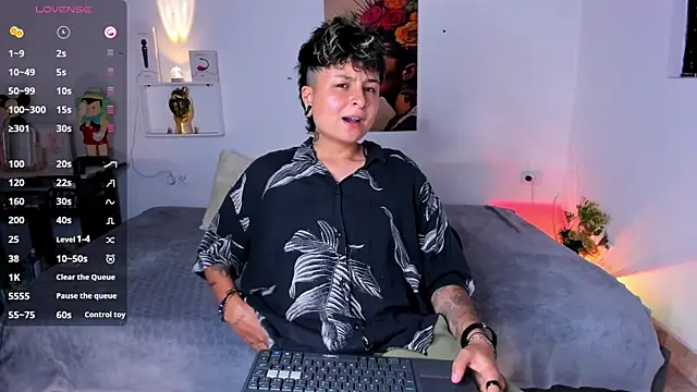 ZuryRamirez  online show from June 2026 11:42:01 PM