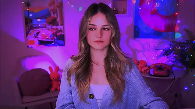 Snapshot of DeboraLarson chatting on February 2025 09:32:02 AM DeboraLarson online show from February 2025 09:32:02 AM