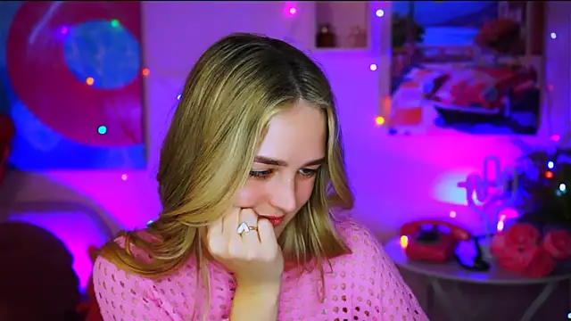 Snapshot of DeboraLarson chatting on March 2025 09:42:01 AM DeboraLarson online show from March 2025 09:42:01 AM