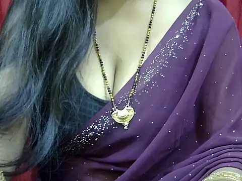 HOT-SEEMAA online show from November 2025 07:46:02 PM