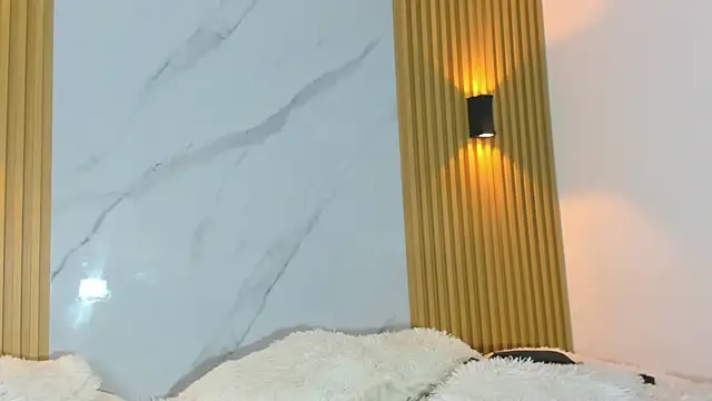 Snapshot of miss_Ari chatting on January 2025 07:00:02 PM miss Ari online show from January 2025 07:00:02 PM