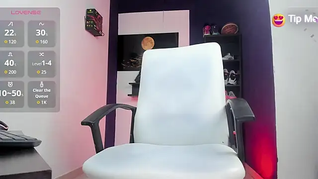 Marcos garcias online show from October 2025 03:34:01 PM