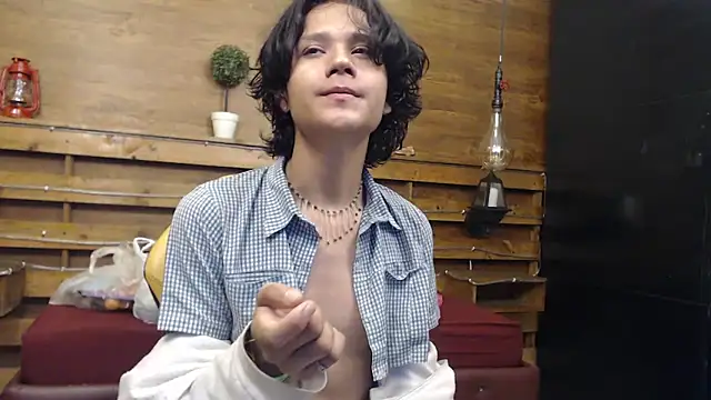 Snapshot of andy_staar chatting on November 2025 07:12:01 PM andy staar online show from November 2025 07:12:01 PM