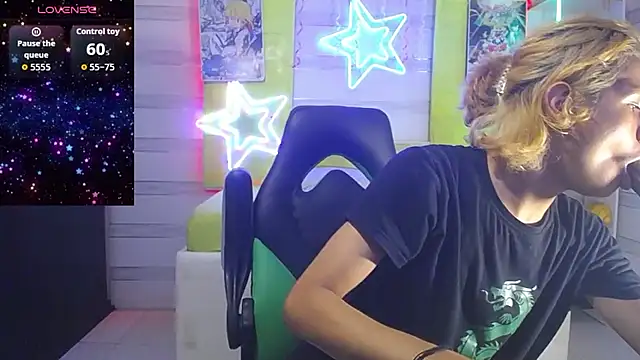 Snapshot of andy_staar chatting on December 2025 07:43:01 PM andy staar online show from December 2025 07:43:01 PM