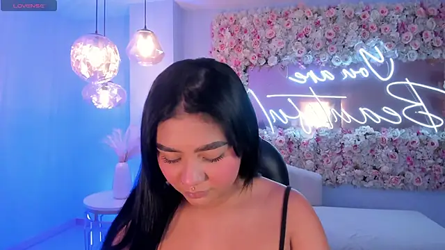 Snapshot of GabriellaLee chatting on November 2025 02:34:02 AM GabriellaLee online show from November 2025 02:34:02 AM