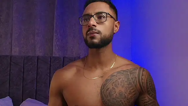 LiamGarcia1 online show from February 2025 02:49:01 AM