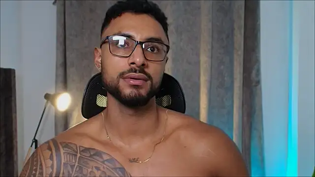 LiamGarcia1 online show from March 2025 02:16:02 AM