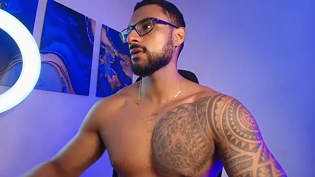 LiamGarcia1 online show from March 2026 03:27:02 PM