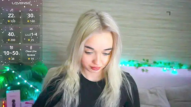 Ashley S online show from September 2025 10:04:01 PM