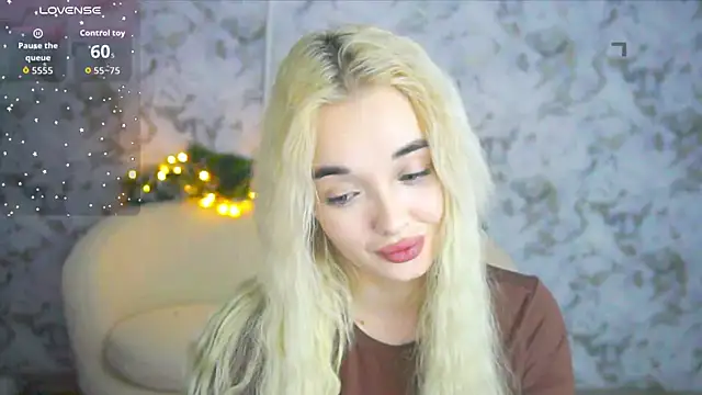 Ashley S online show from December 2025 11:01:02 PM