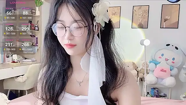 Luminous163 online show from January 2026 06:52:02 AM